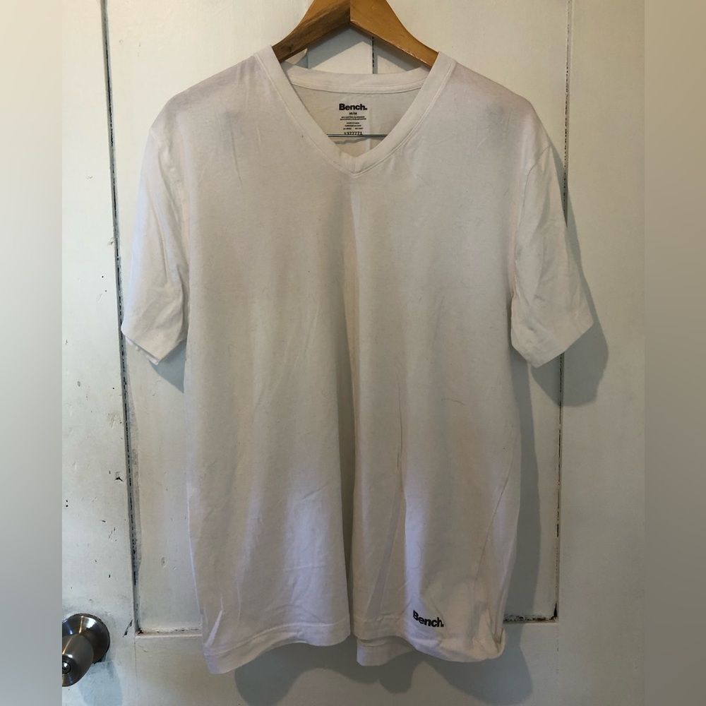 Bench V Neck Men’s Tee